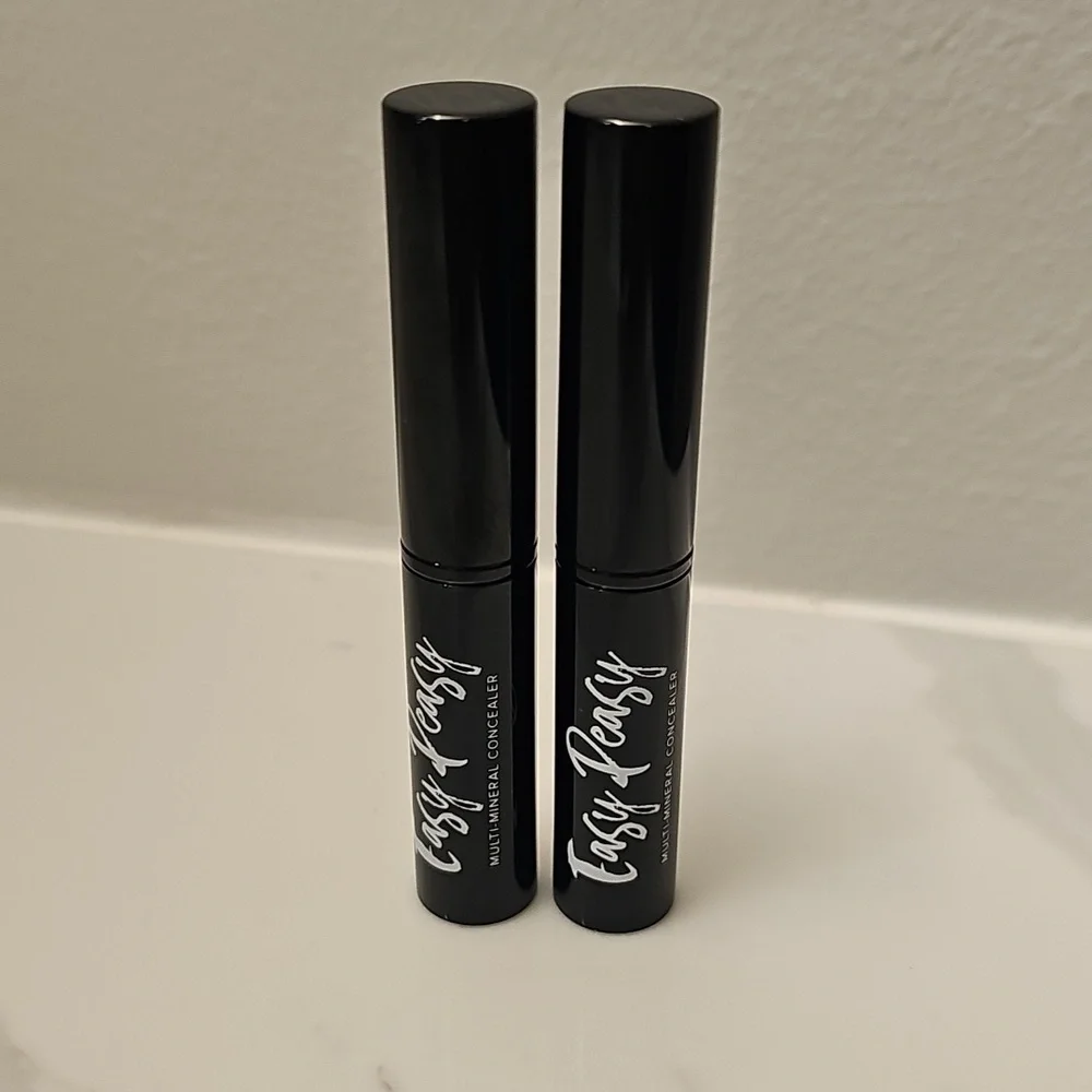 Belle Beauty Easy Peasy Multi-Mineral Concealer (2) In 'Tan'. New & Unused.